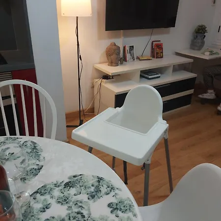 Flat In - Perfect Location 아파트 아리시페