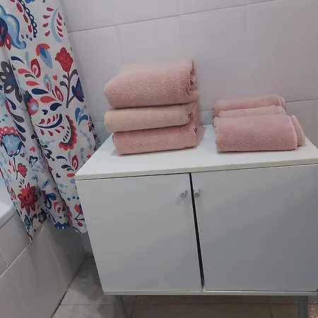 Flat In - Perfect Location *